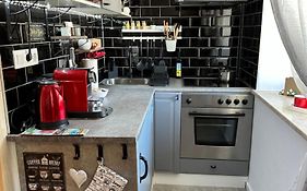 Anita'S Sweet Home